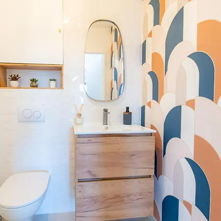 Le Petit Sesame Jacuzzi Cosy Stade De France 6 Personnes Wifi Terrasse Parking Prive Apartment *